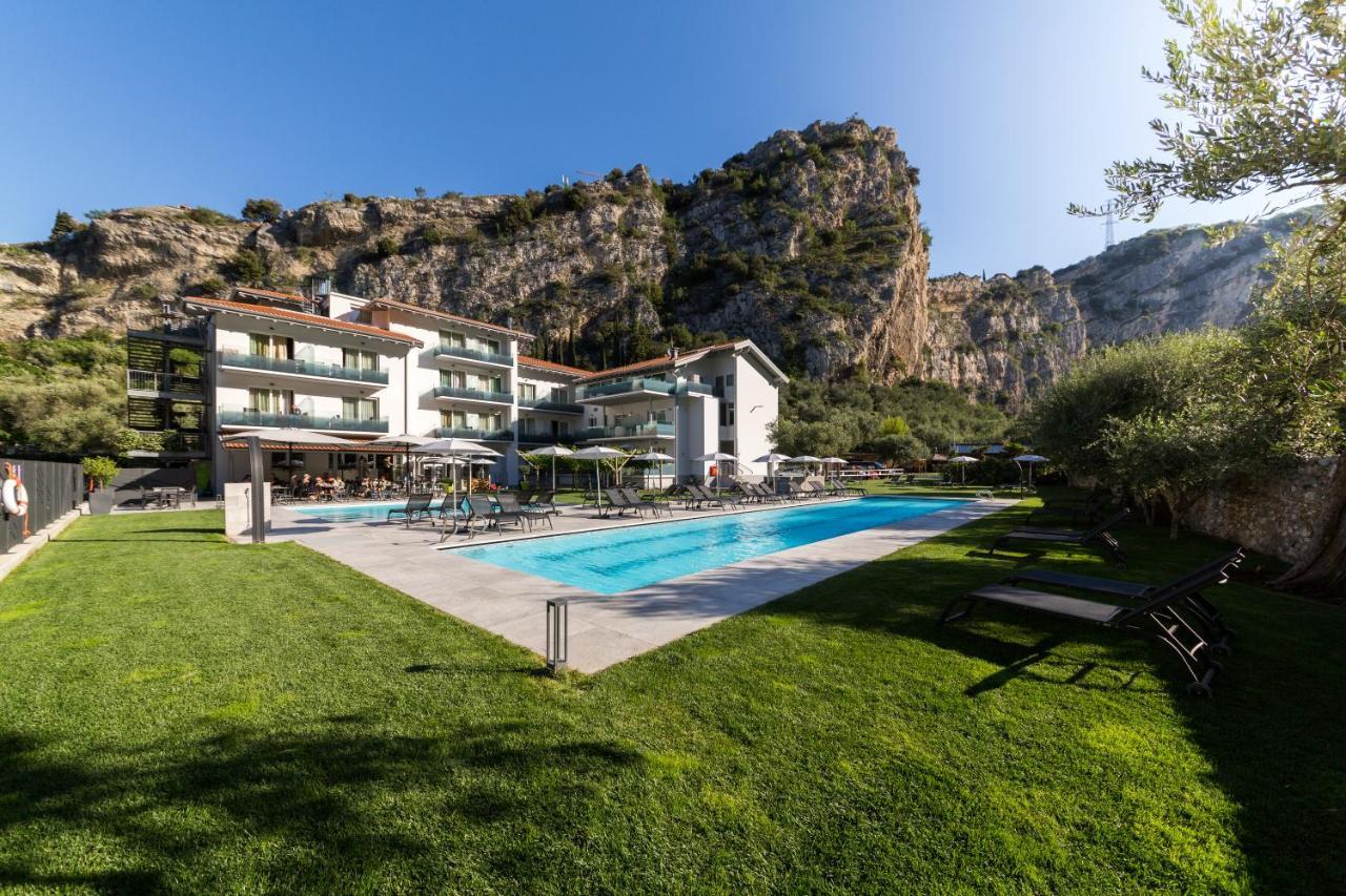 Aktivhotel Santalucia Torbole Sul Garda Kültér fotó