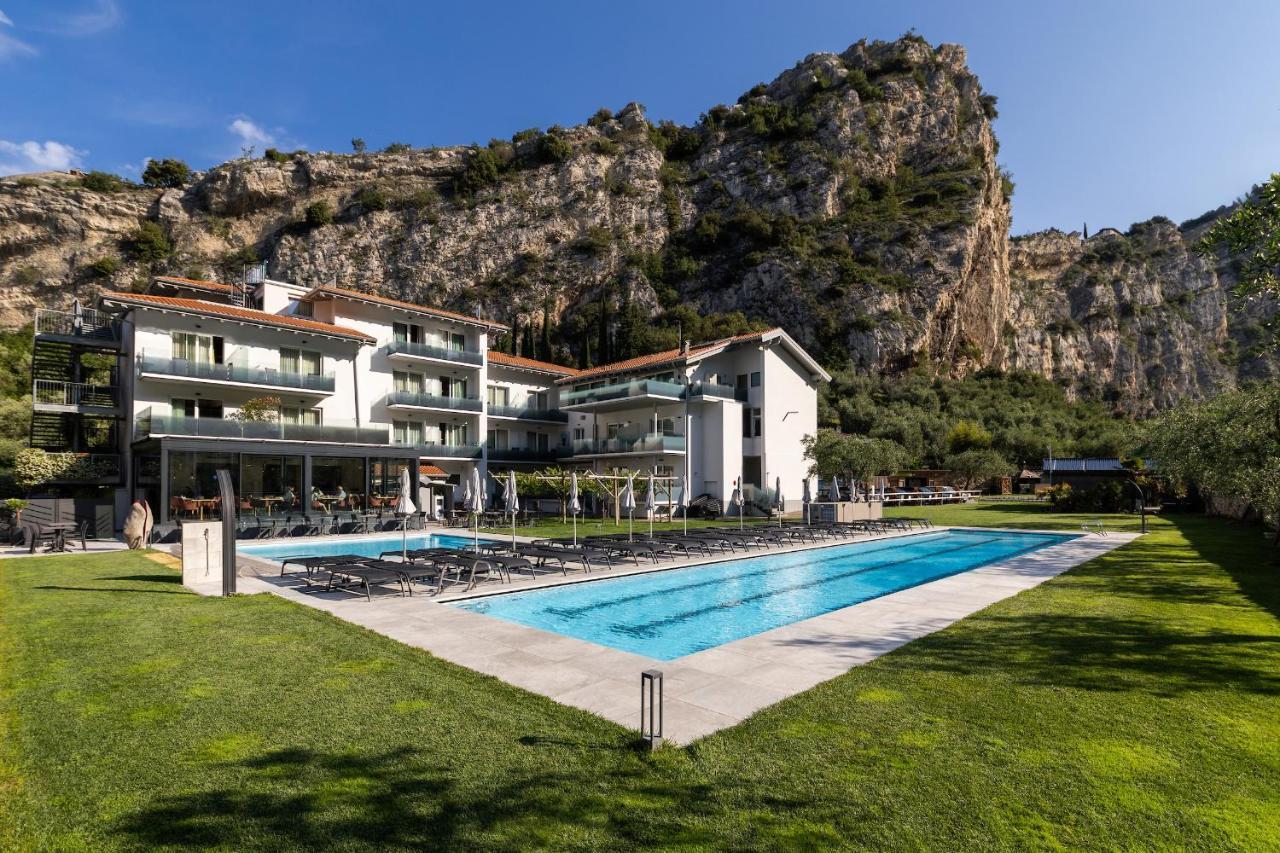 Aktivhotel Santalucia Torbole Sul Garda Kültér fotó