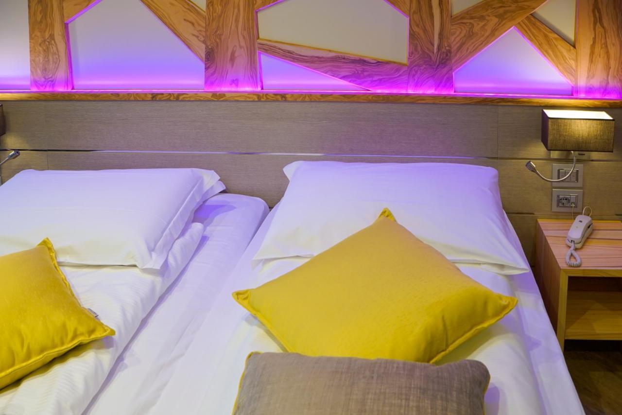Aktivhotel Santalucia Torbole Sul Garda Kültér fotó