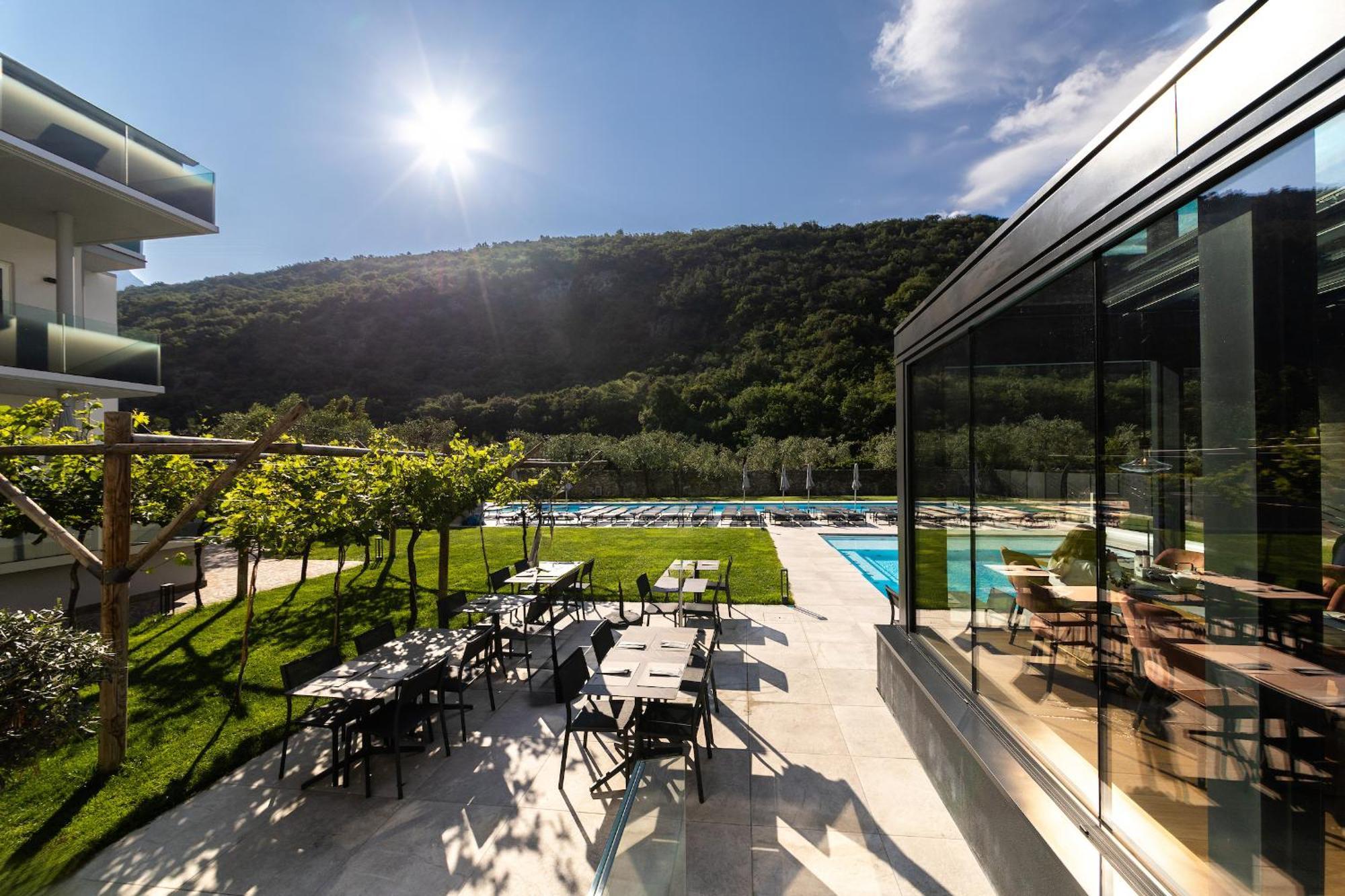 Aktivhotel Santalucia Torbole Sul Garda Kültér fotó